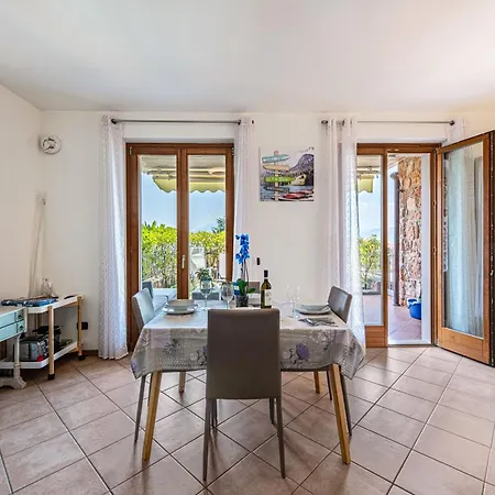 Casa Bel Bosco Mit Pool Lejlighed *